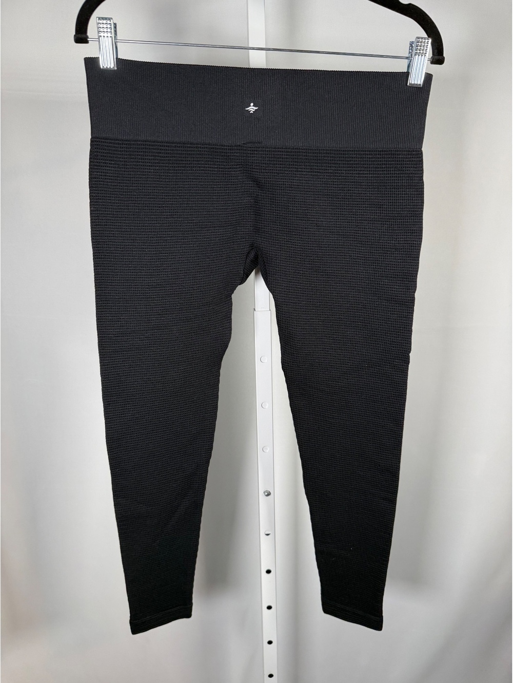 Halara Seamless Flow Waffle High Waisted 7/8 Leggings Black Size XL - Picture 4 of 8